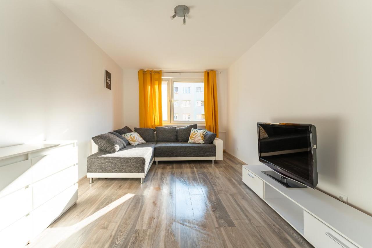 Tanie Spanie Skowronek - Pet Friendly - Przytulny 4 Osobowy - Space Apart Jelenia Gora Bagian luar foto